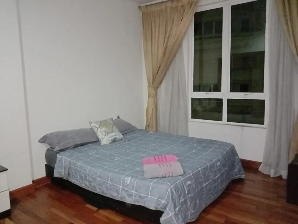 Klcc Putri Yks 7Pax Kuala Lumpur Apartment Malaysia